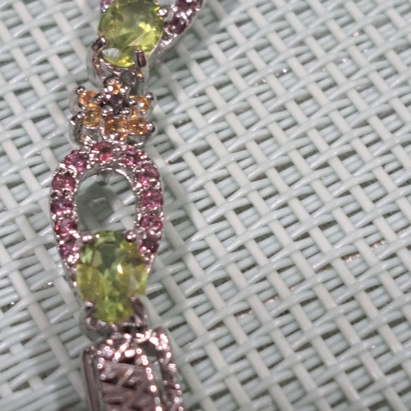 Unheated Oval peridot,Rhodolite,sapphire 7.5" 14 kwgp over sterling silver NWOT - Picture 5 of 10